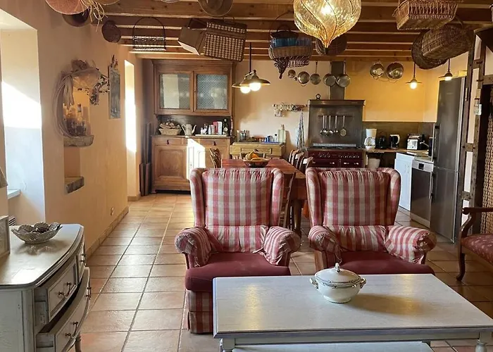 Vakantiehuis Maison De En Ardeche *
